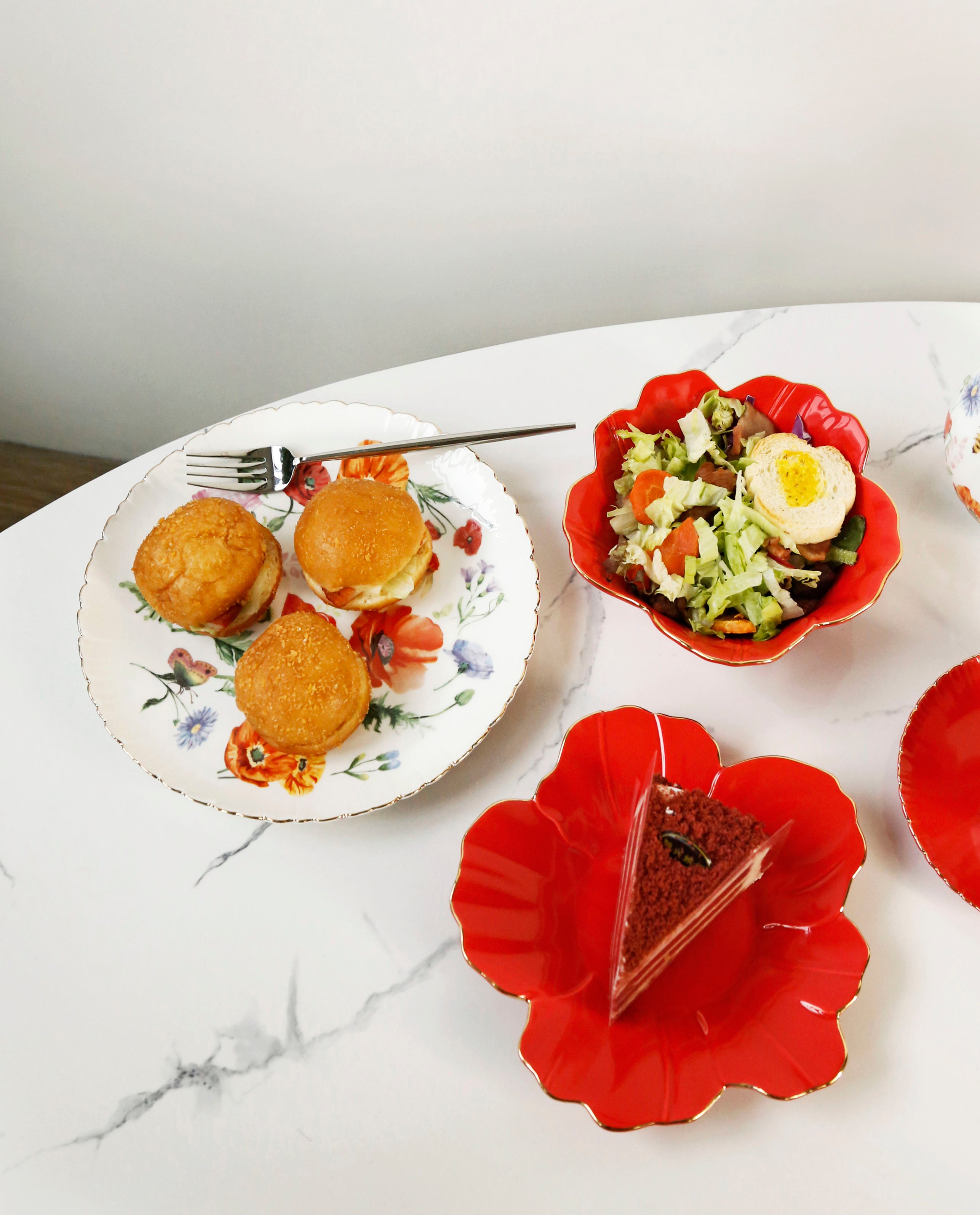 Crimson Flower Plate and Bowl Set