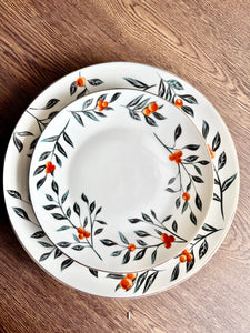 Berry Dinner and Salad Plate Set