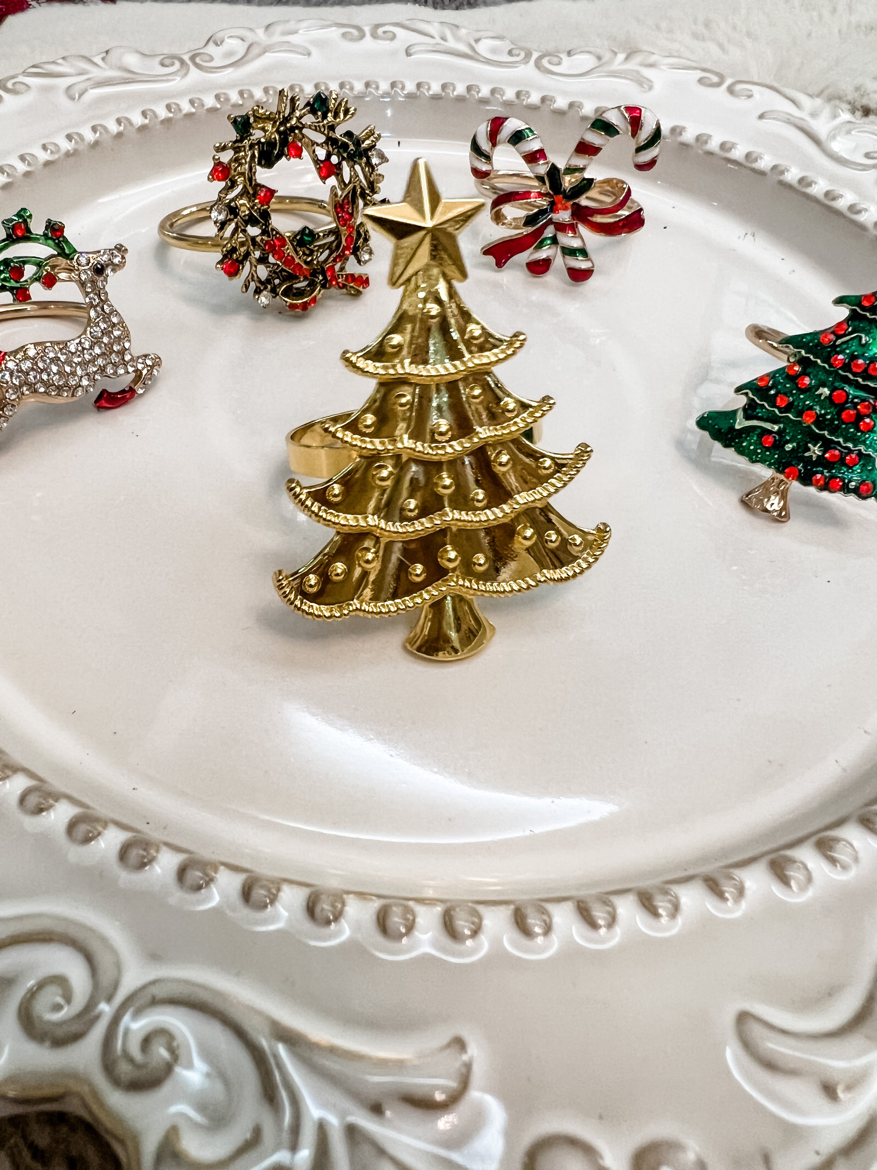 Lenox christmas napkin on sale rings