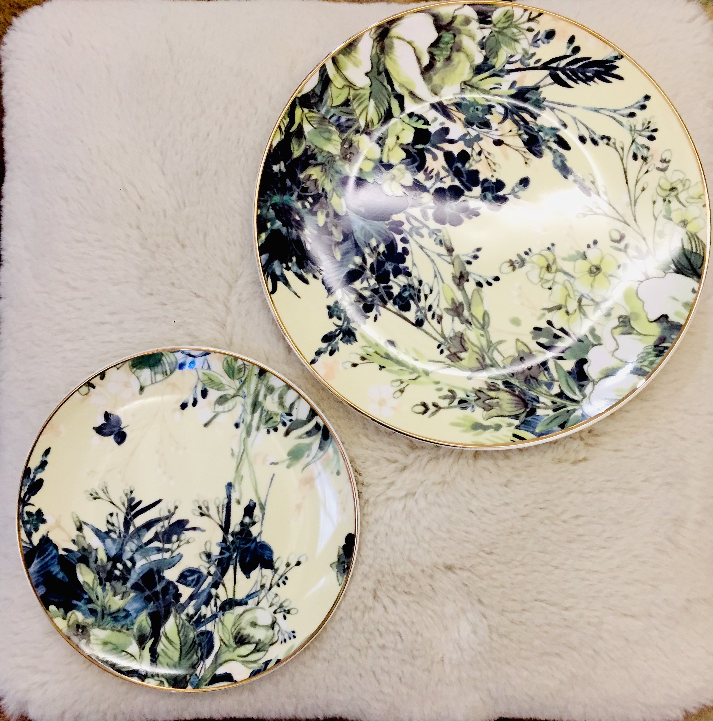 Charlotte Plate Set